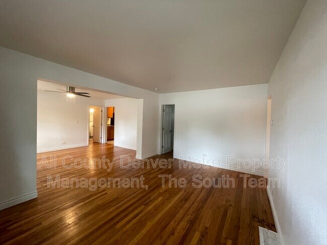 Foto del edificio - 1400 Galena St