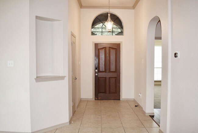 Building Photo - 5212 Grayson Ridge Dr