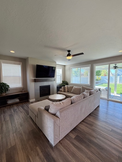 Building Photo - 5810 W Riva Capri St