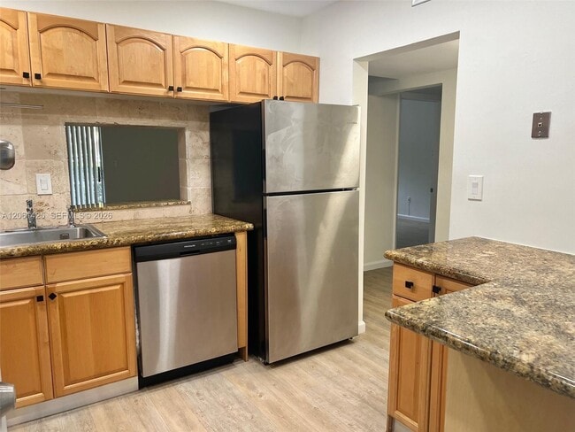 Foto del edificio - 9159 SW 77th Ave