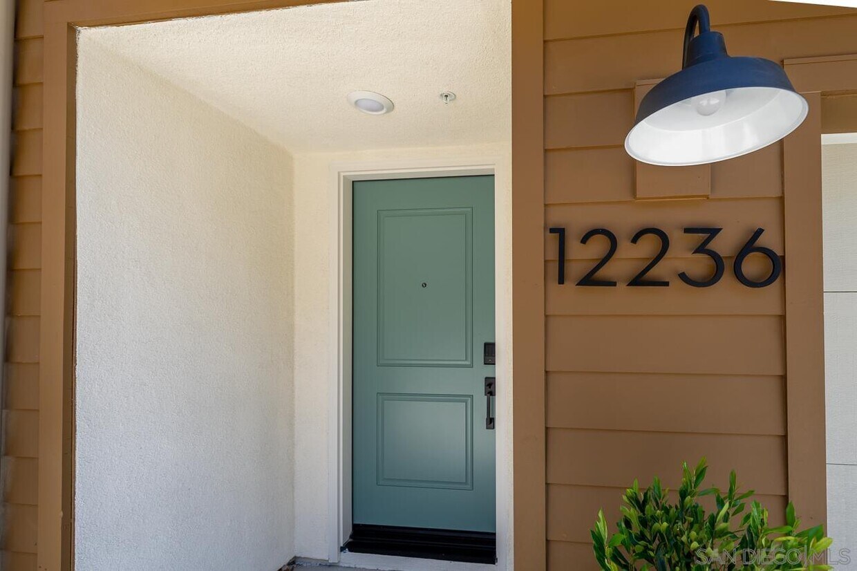 Foto principal - 12236 Riley Ln