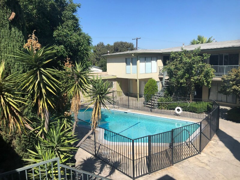 Foto principal - 213-217 E Clifton Ave