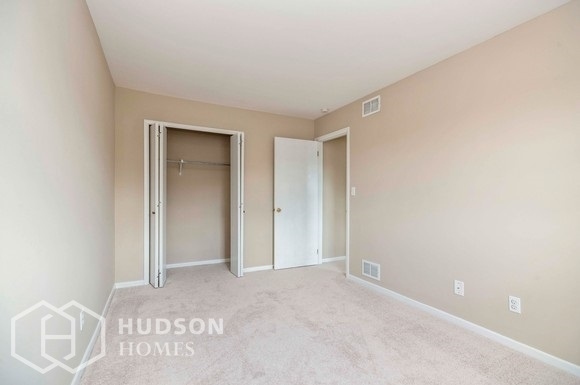 Foto del edificio - AVAILABLE NOW! -  1431 Presidential Dr, Wh...