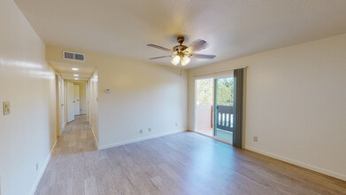 Plum Orchard Apartments photo'