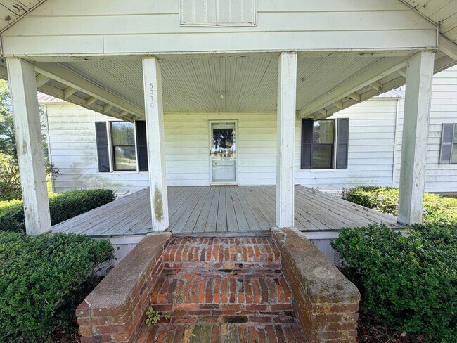 Foto del edificio - Spacious 3bedroom/2 bathroom home in Hahira