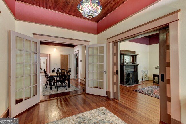 Foto del edificio - 127 Wilkins Rd