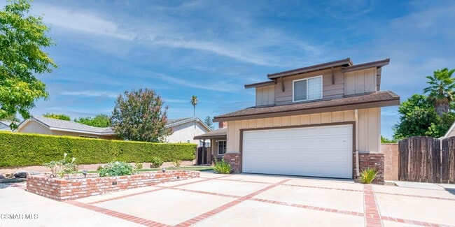 Building Photo - 5848 Lake Lindero Dr