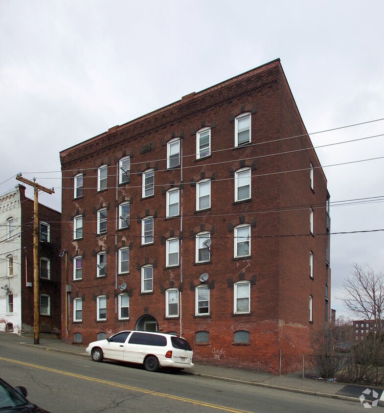 Building Photo - 83 Jackson St