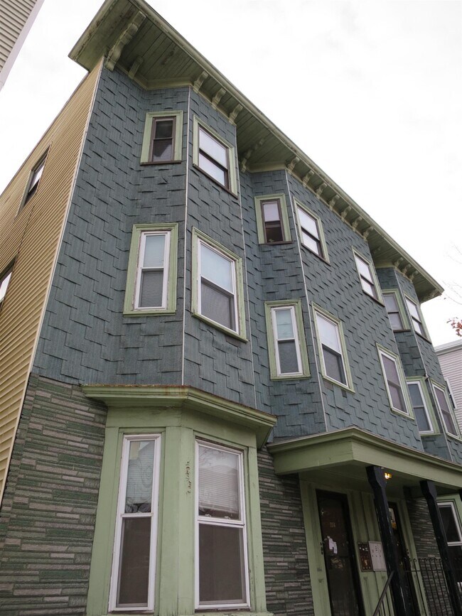 Foto del edificio - 354 Somerville Ave