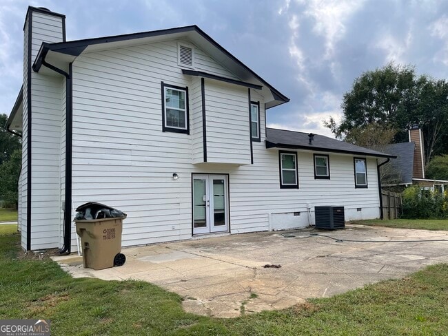 Foto del edificio - 235 Deerfield Dr
