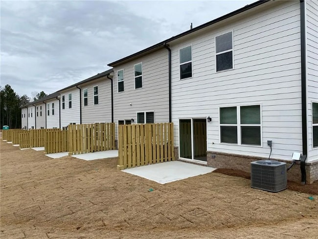 Building Photo - 232 Kenoot Dr
