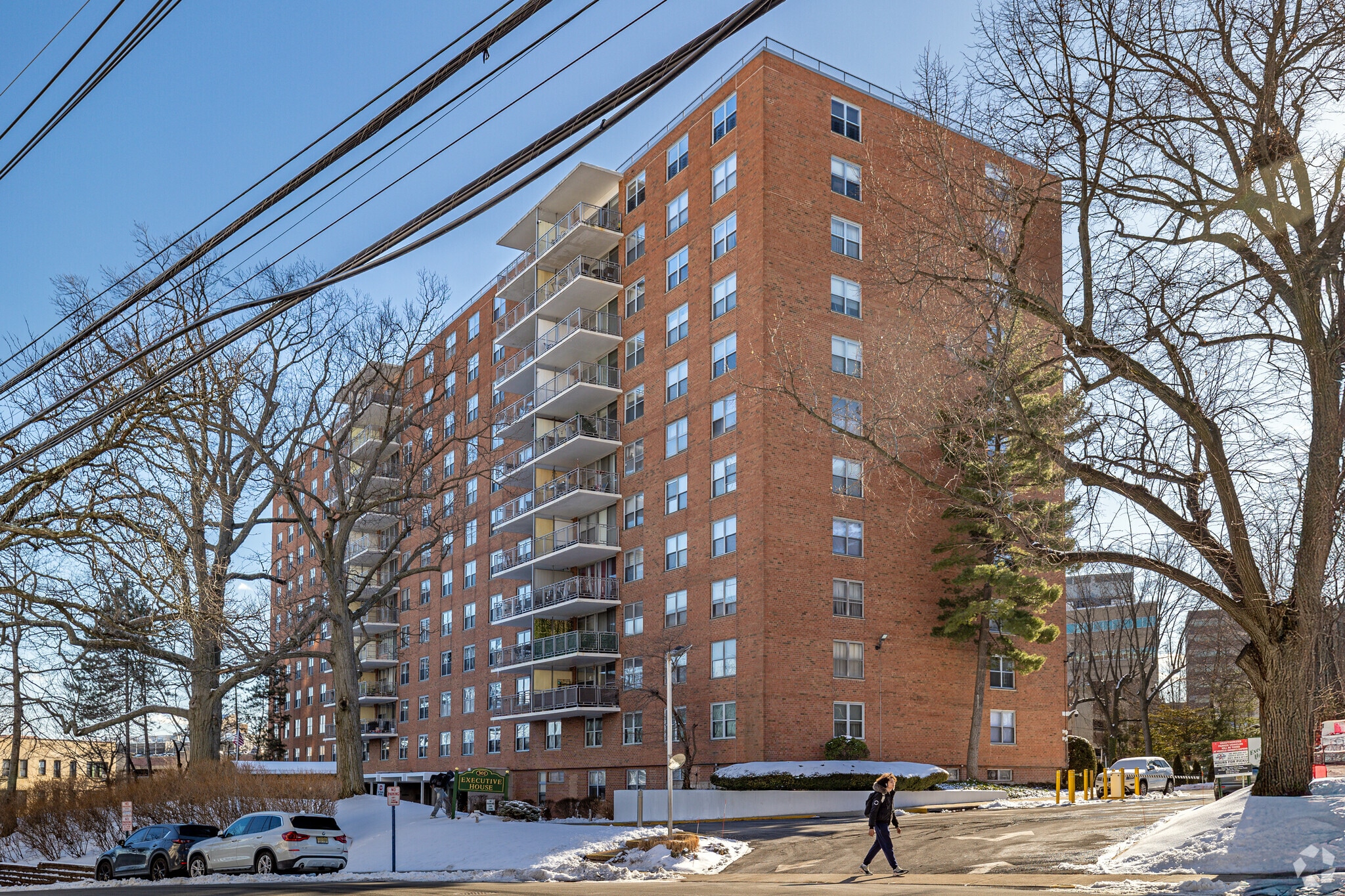 Executive House Condominium