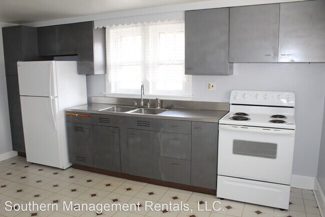 Building Photo - 2 br, 1 bath House - 701 Baer Ave