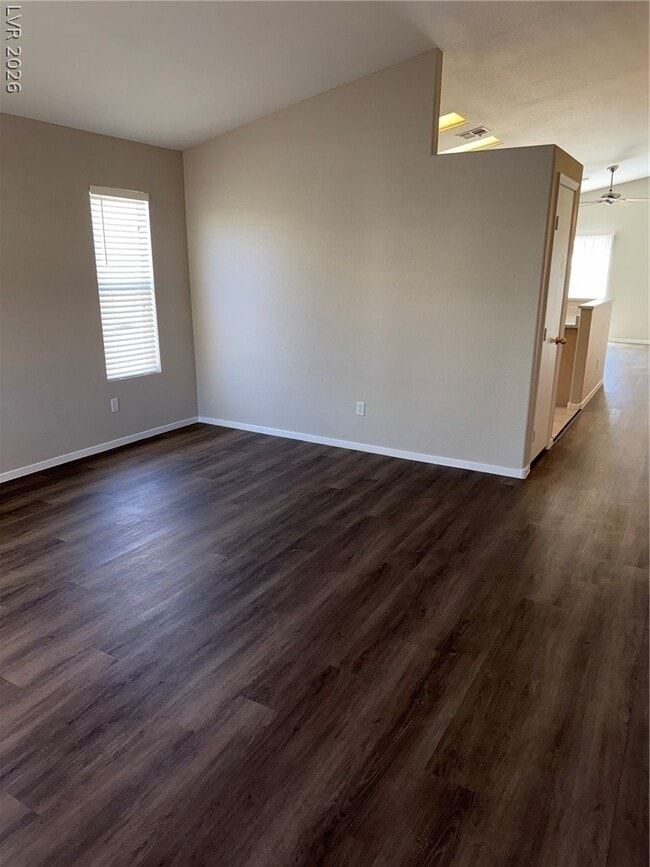 Foto del edificio - 8056 Sweet Clover Ct