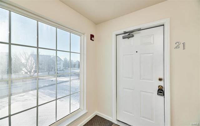 Building Photo - 21 Homefield Gardens Dr