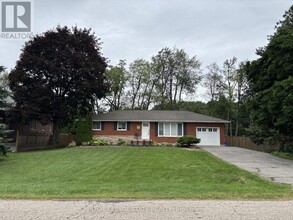 Building Photo - 471 Gray Ct Dr