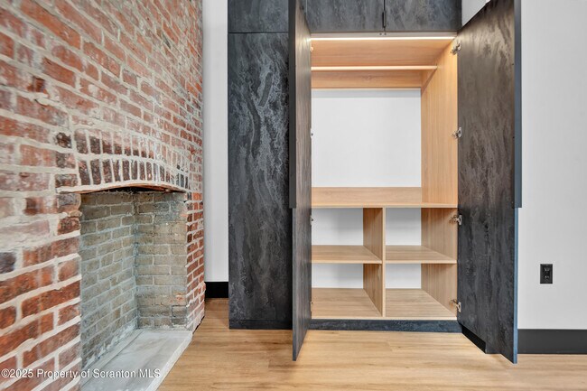 Foto del edificio - 117 Penn Ave