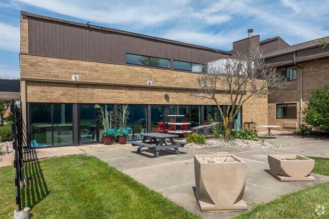 Foto del edificio - CommonPlace Madison