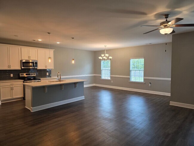 Foto del edificio - Belmont Glen! South Effingham Schools! Community Amenities!