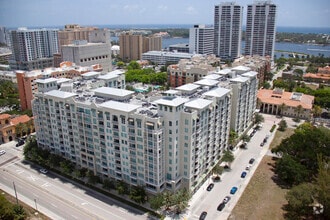 Building Photo - 480 Hibiscus St