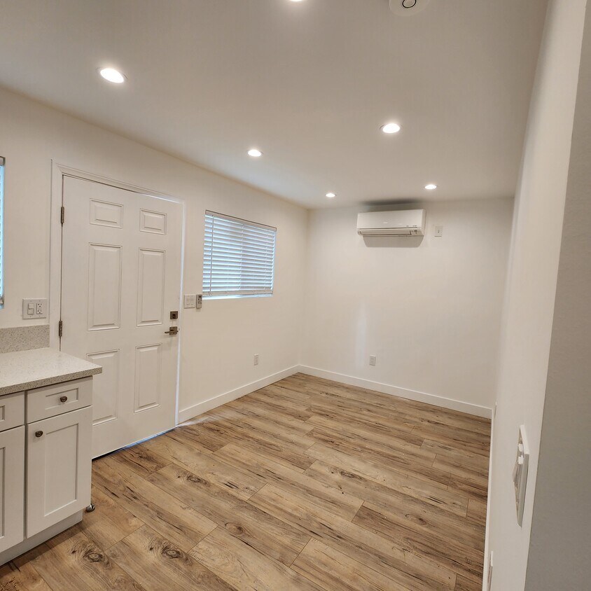 Foto principal - 500 S Main St