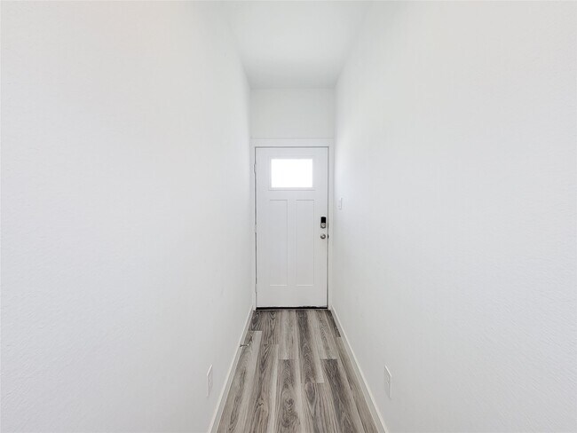 Foto del edificio - 3223 Creston Gate Dr