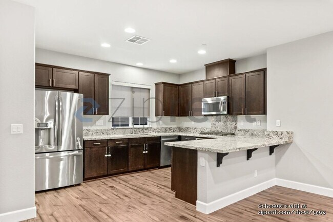 Building Photo - 1613 Murasky Pl