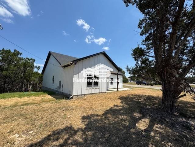 Building Photo - 664 Rolling Hills Dr