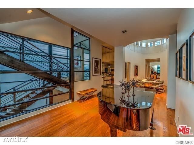 Building Photo - 3 br, 2 bath House - 25 S Venice Blvd # A