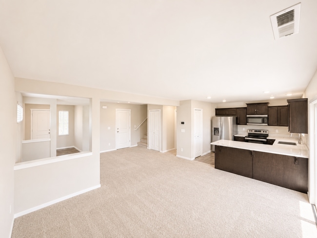 Building Photo - 18505 Alpine Way E
