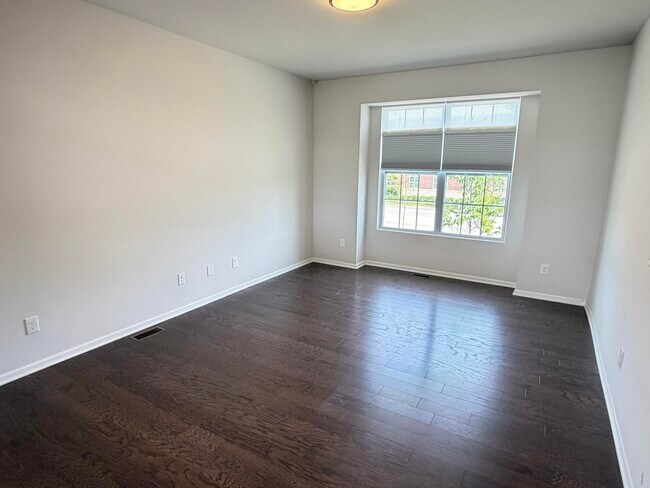 Foto del edificio - 49623 Cherry Hill Rd