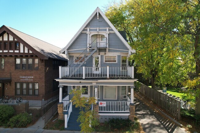 Building Photo - 225 W Gilman St