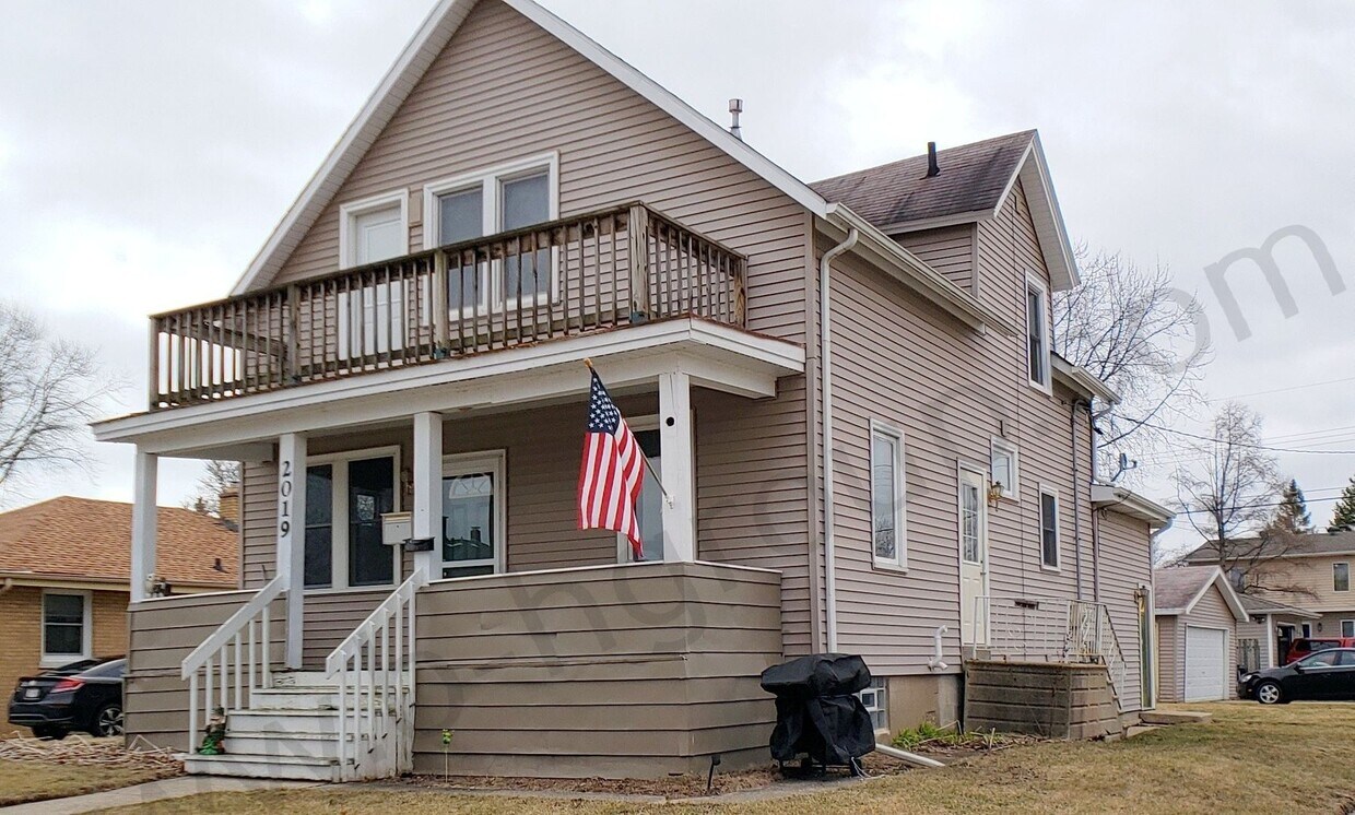 Foto principal - 2019 29th St