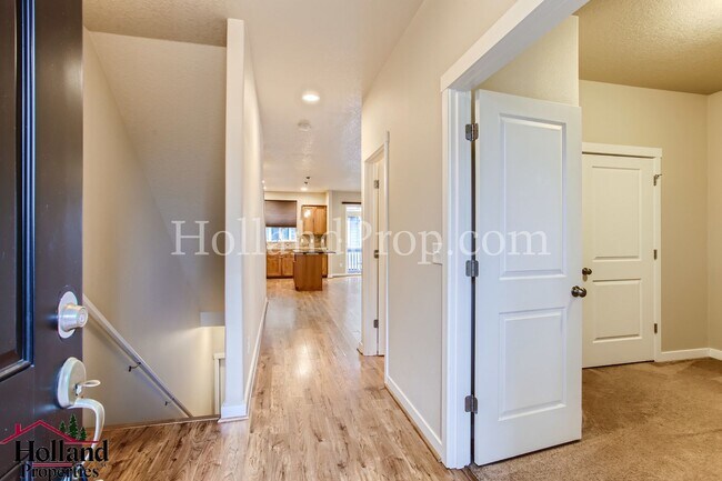 Foto del edificio - 3119 NE Weeping Willow Way