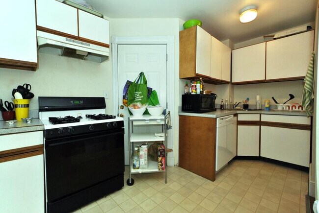 Foto del edificio - 44 Linden St