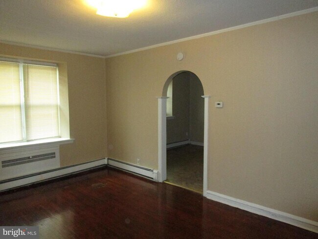 Foto del edificio - 5200 W Montgomery Ave