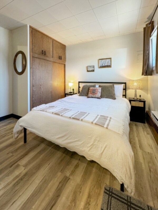 Foto principal - 208 2nd St S