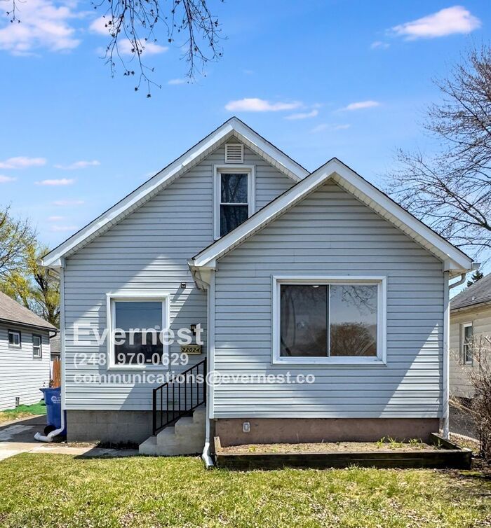 Foto principal - 2-Bedroom, 1-Bath Home in a Convenient Loc...