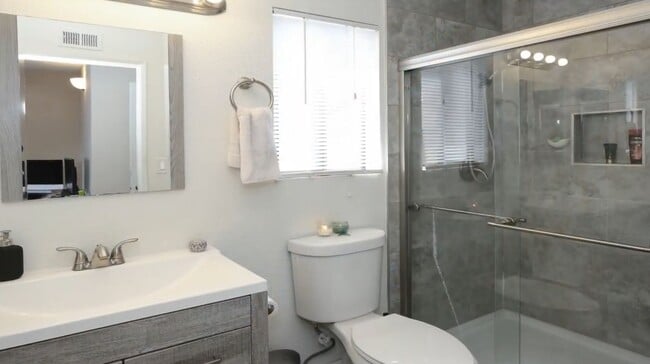 Master Bathroom 1 - 14201 Foothill Blvd