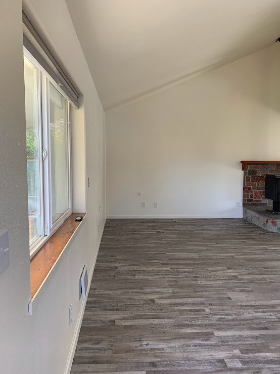 901 Mount Olympus Ave SE Unit A, Ocean Shores, WA 98569 Apartments in