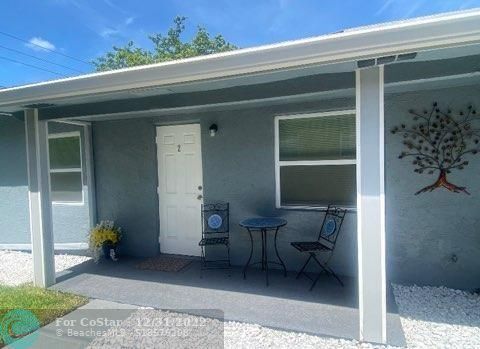 Primary Photo - 1700 NW 4th St