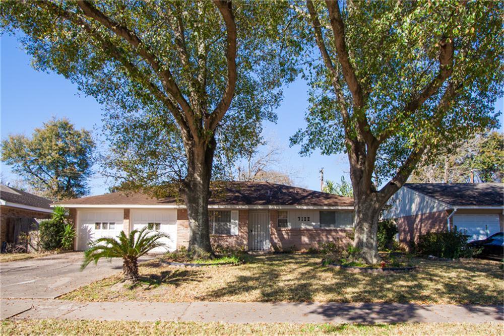 7122 Tanager St, Houston, TX 77074 House Rental in Houston, TX