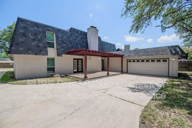 Building Photo - FS-3313 Country Club Rd