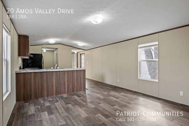 Foto del edificio - 20 Amos Valley Dr