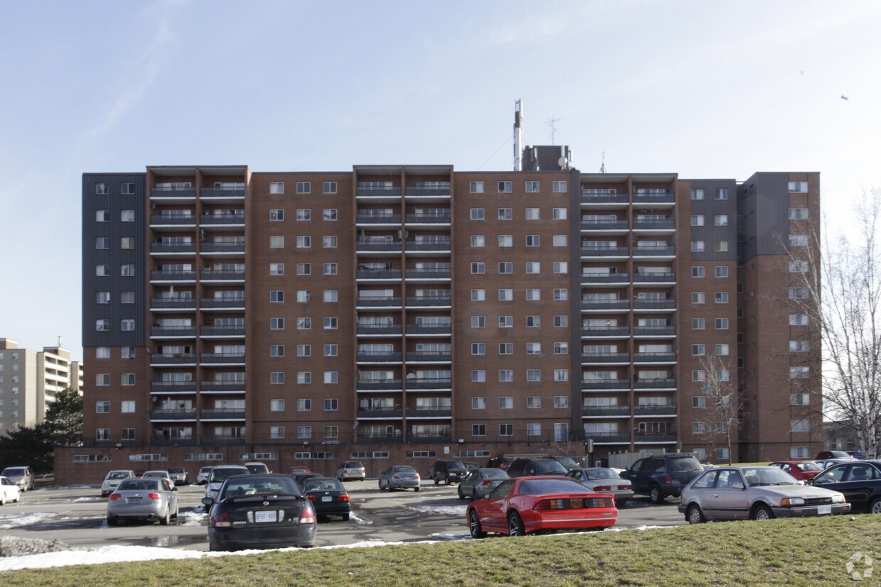 Building Photo - Fleetdale Apartments