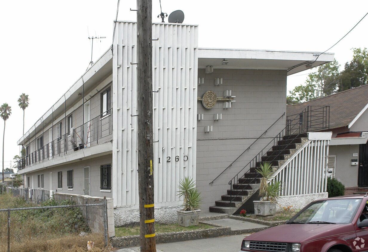 Foto del edificio - 1260 79th Ave
