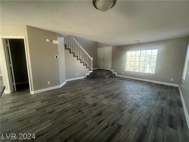 Building Photo - 1424 Lodgepole Dr