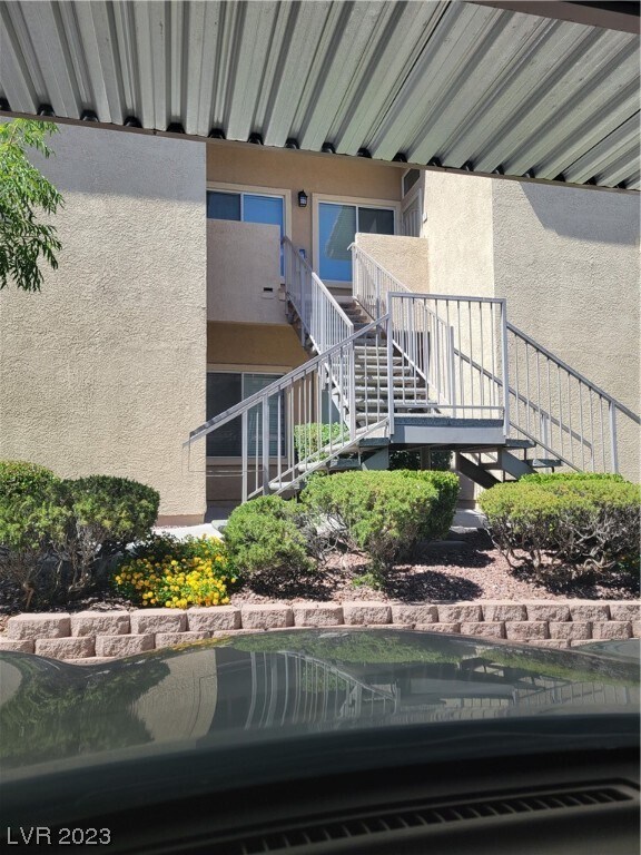 Foto del edificio - 10650 Calico Mountain Ave