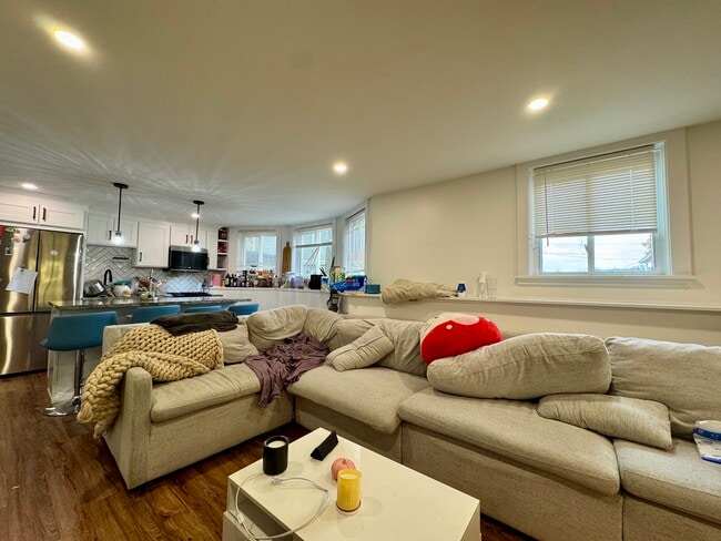 Building Photo - 234 Calumet St