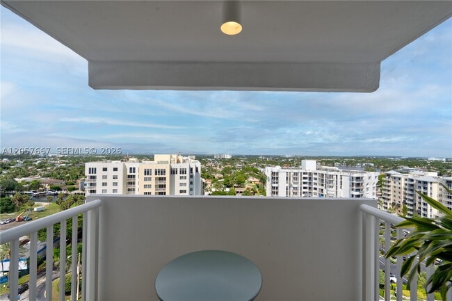 Building Photo - 1370 S Ocean Blvd